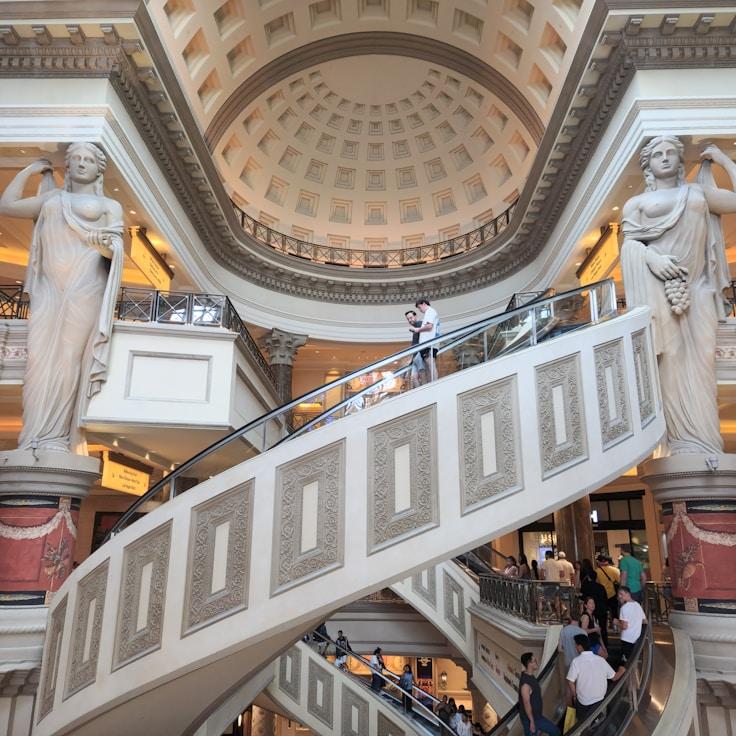 Dining out as an expat family in Italy